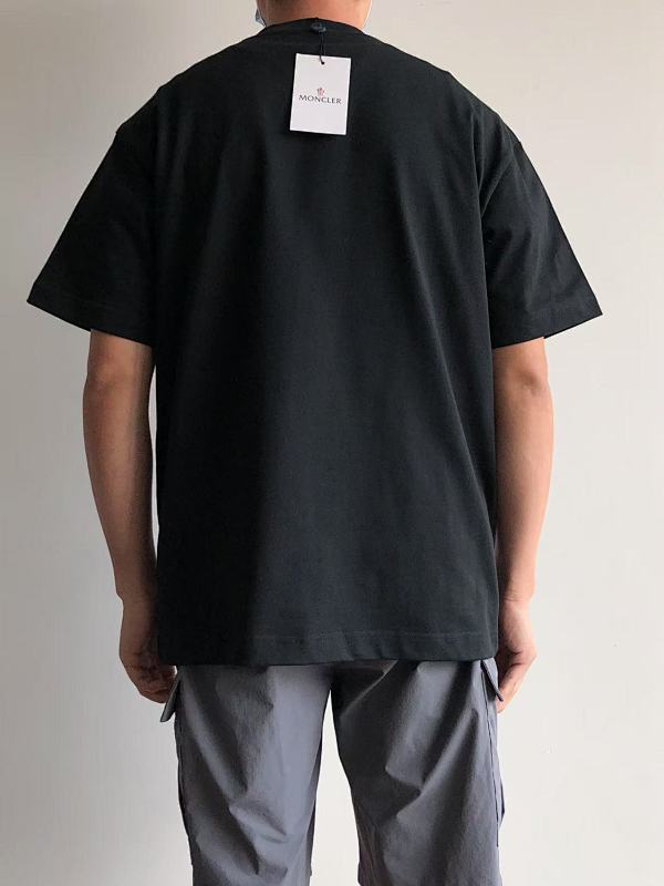 Sale ←118 M⭐⭐⭐⭐⭐r T-shirt · 4