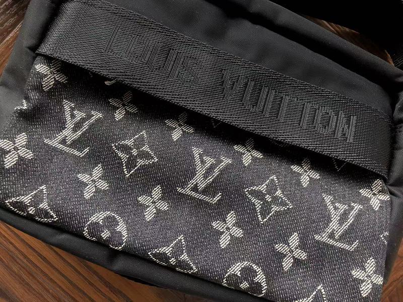 L⭐ Bag 9