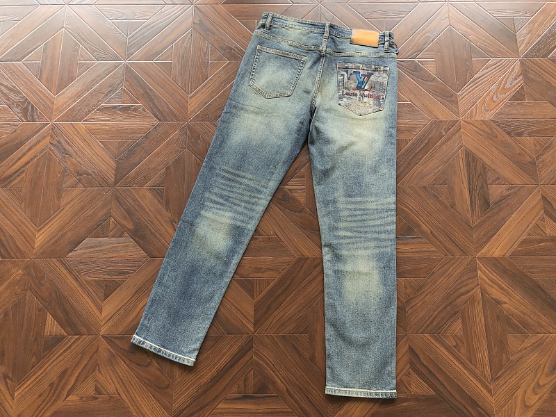 L⭐ Trousers · 6