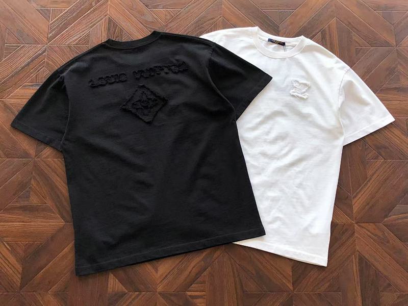 L⭐ T-shirt · 6