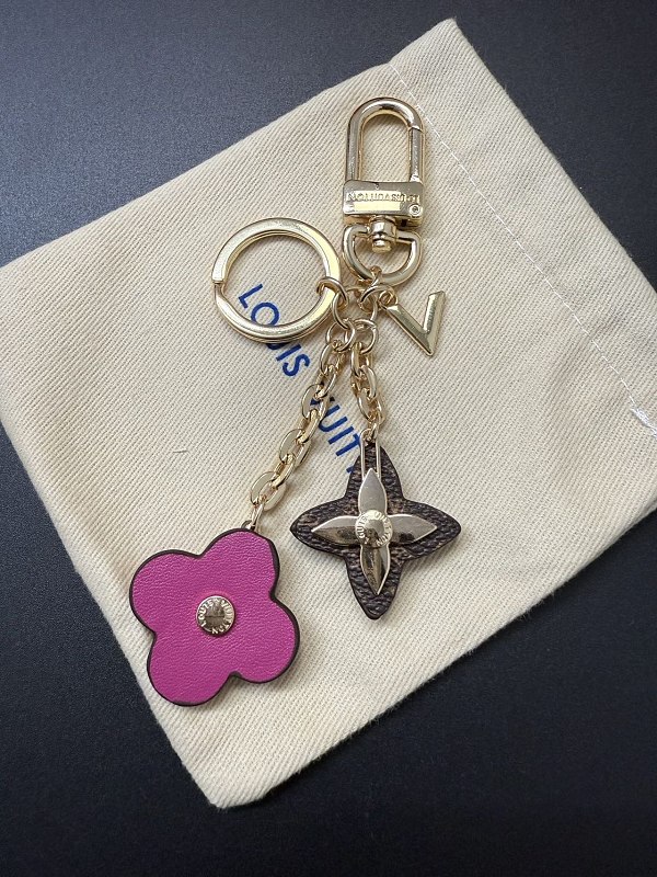 L⭐ Jewelry 7