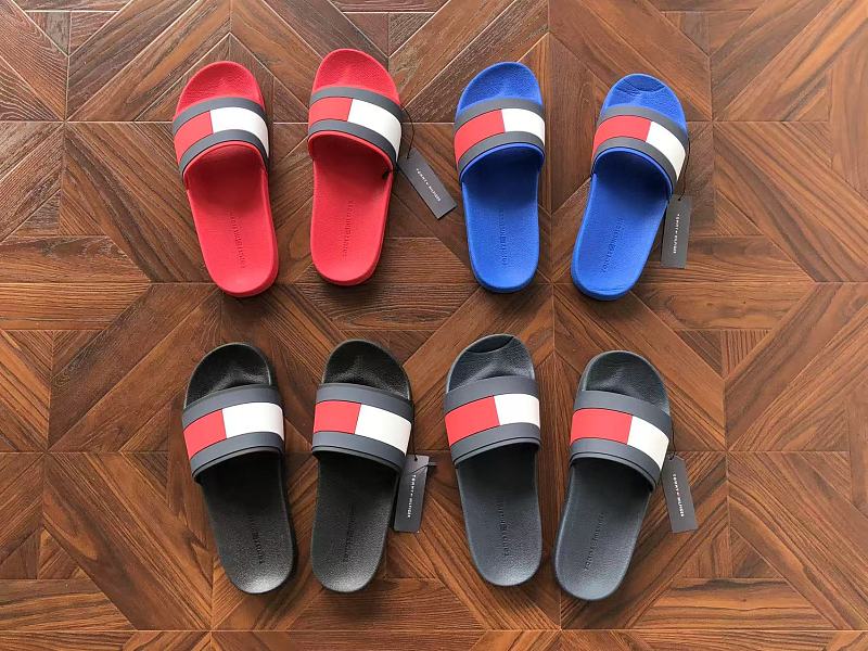 T ⭐⭐ ⭐ H⭐⭐ ⭐r Slippers 4
