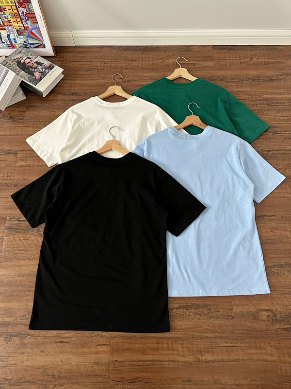 .88## Short-sleeved T-shirt Embroidered With English Letters F 3