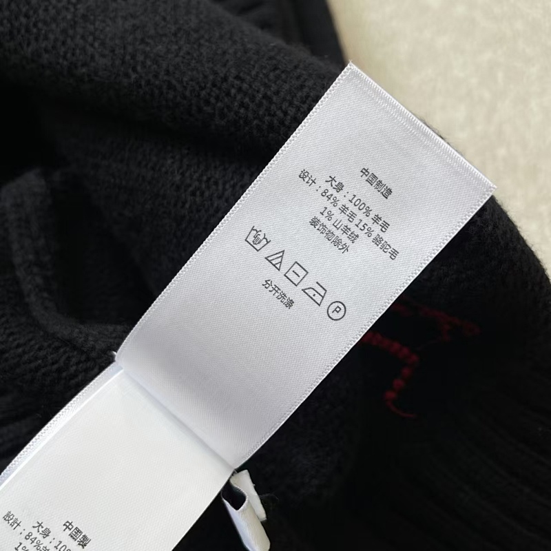 ##wool Bear Sweater 808 P 12