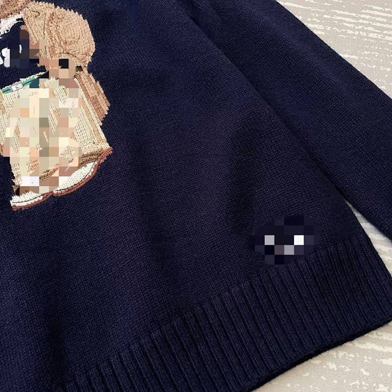 ##Men's Bear Crewneck Sweater P 9