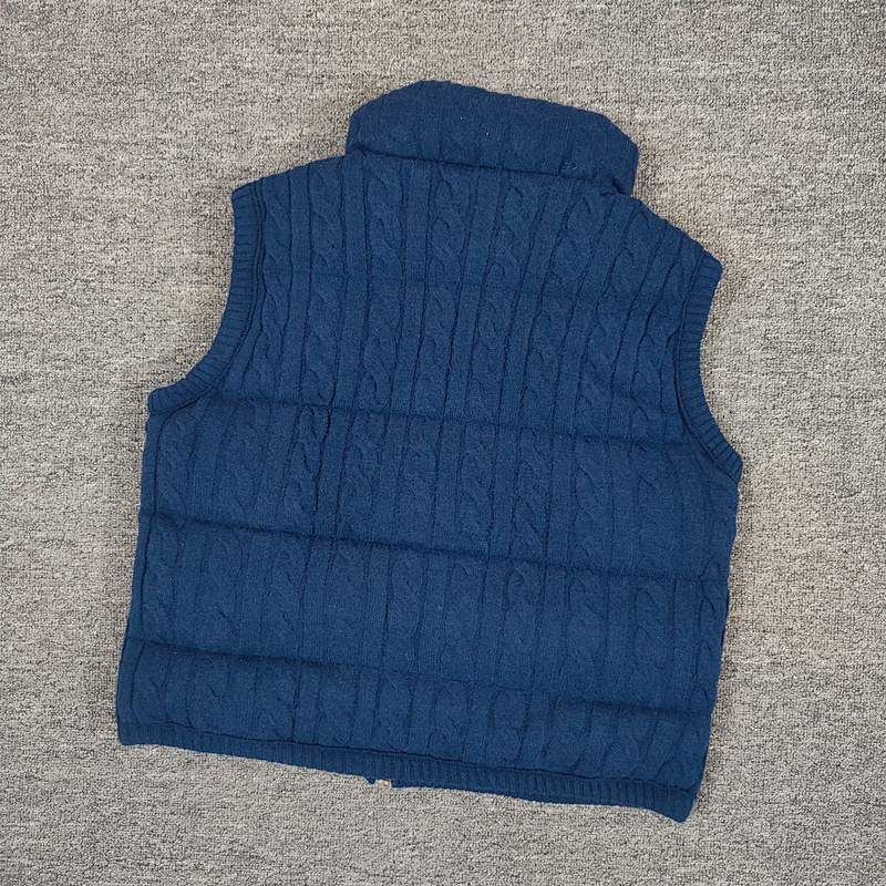 ## Knit Twist Down Vest W 4