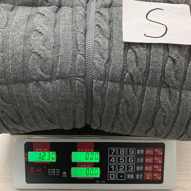 ## Knit Hooded Cotton-Padded Jacket W 10