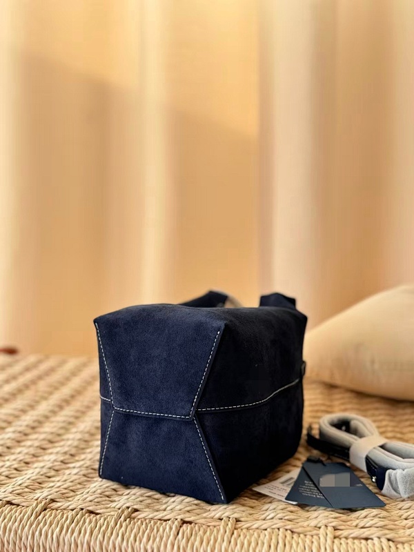 ## Cow Suede Mini Tote Bag V 9