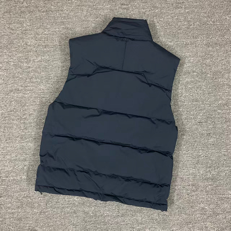 ##The Gorham Down Vest W 5