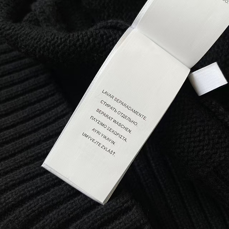 ##wool Bear Sweater 808 P 9
