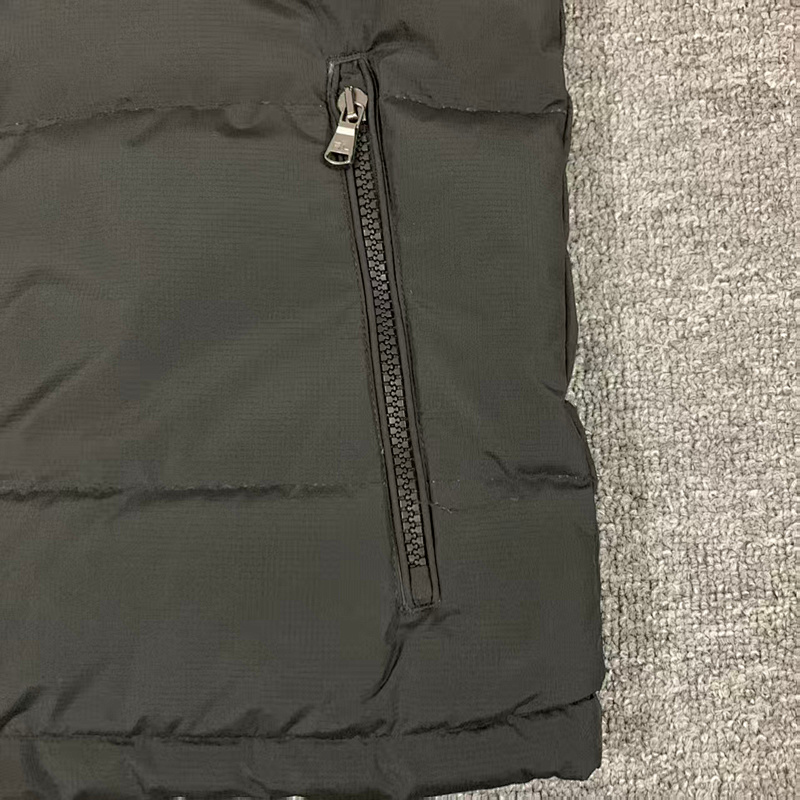 ##The Gorham Down Vest W 3