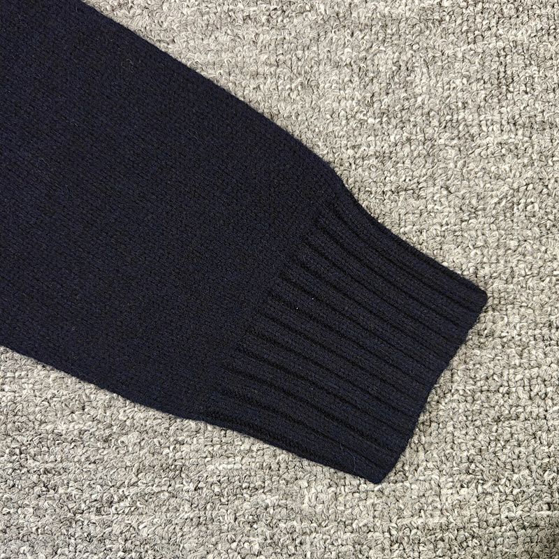 ##Bear Jumper 808 P 4