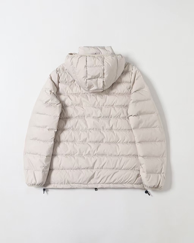 ## Detachable Hooded Down Jacket W43 X 8