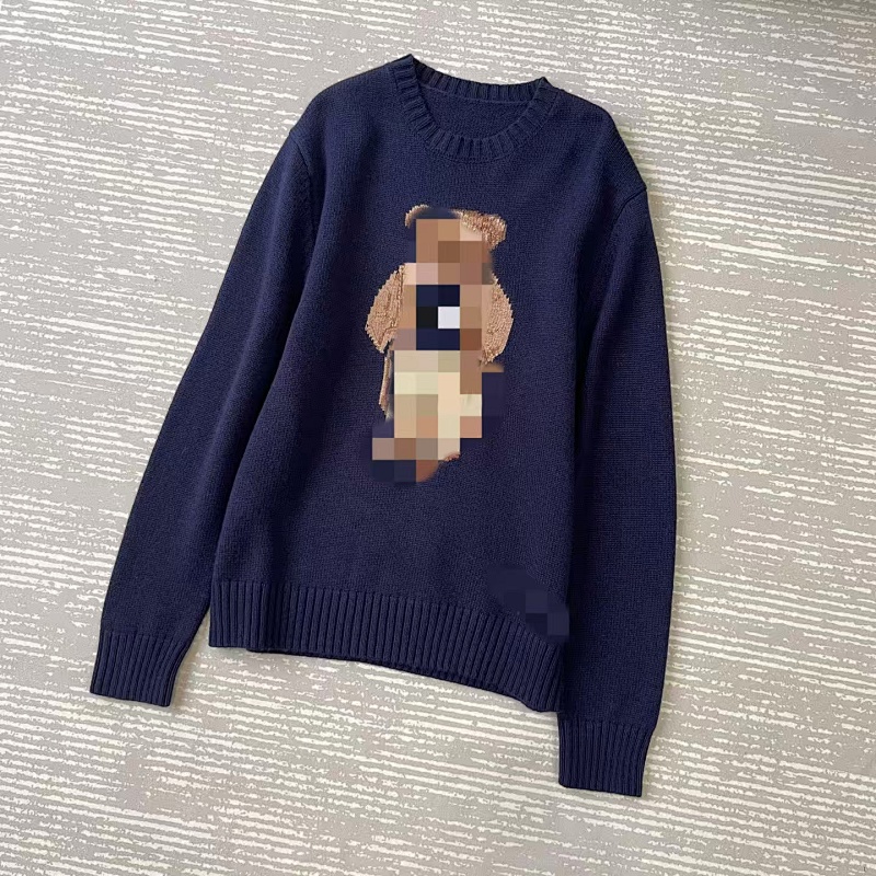 ##Men's Bear Crewneck Sweater P 4