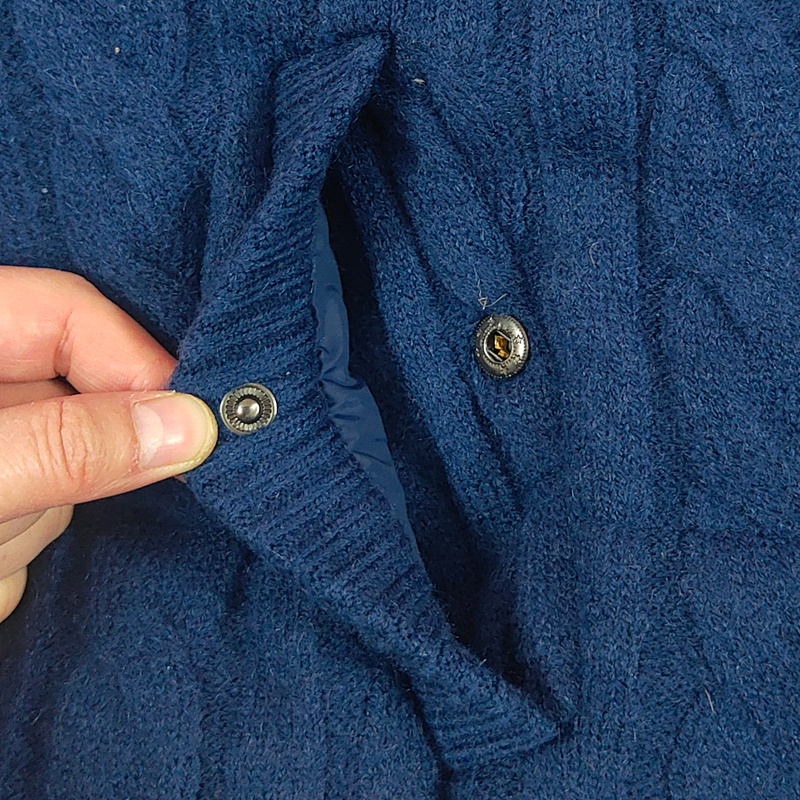 ## Knit Twist Down Vest W 3