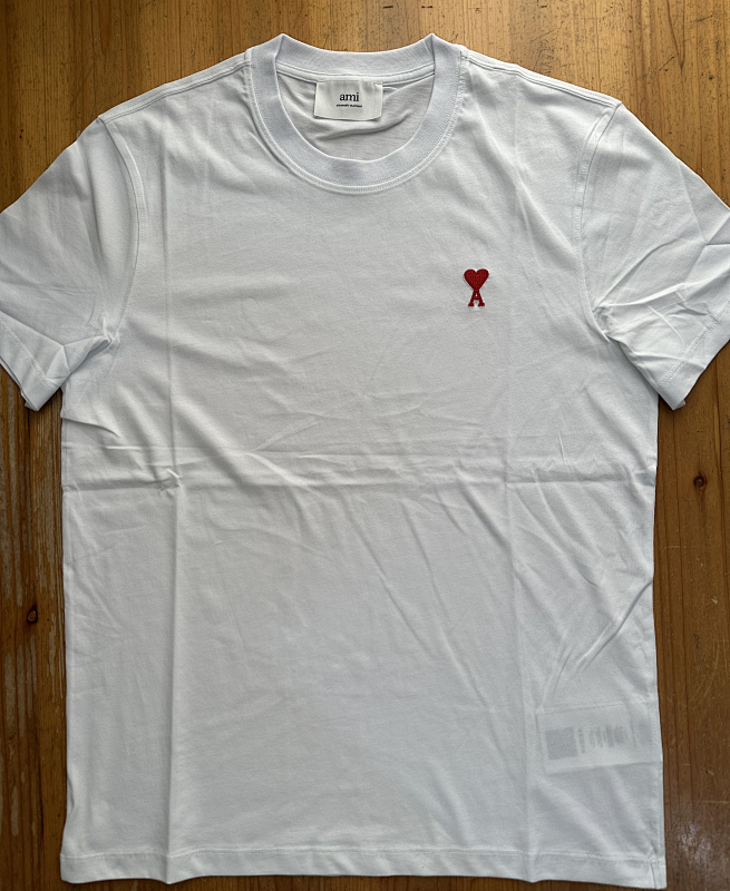 Ami Small Red Heart Tshirts, P15 3