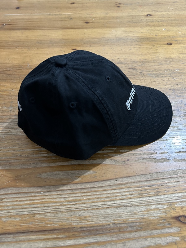 Hats, P9 8