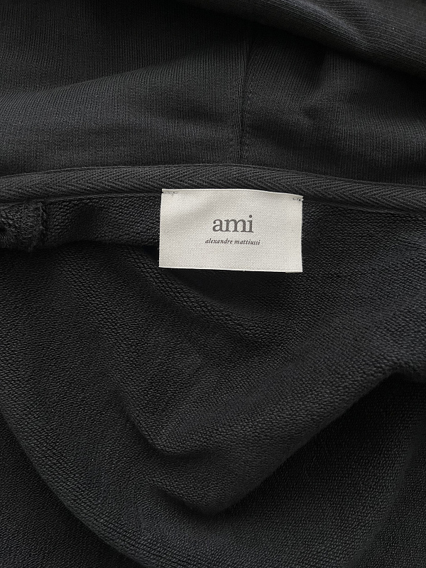 Ami Small Red Heart Hoodie, P32 9