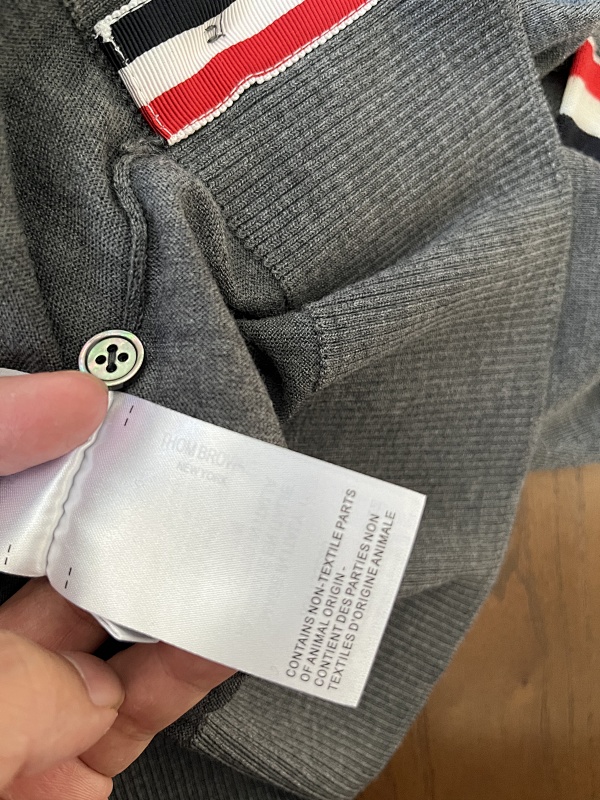 T-b Sweater P49 11