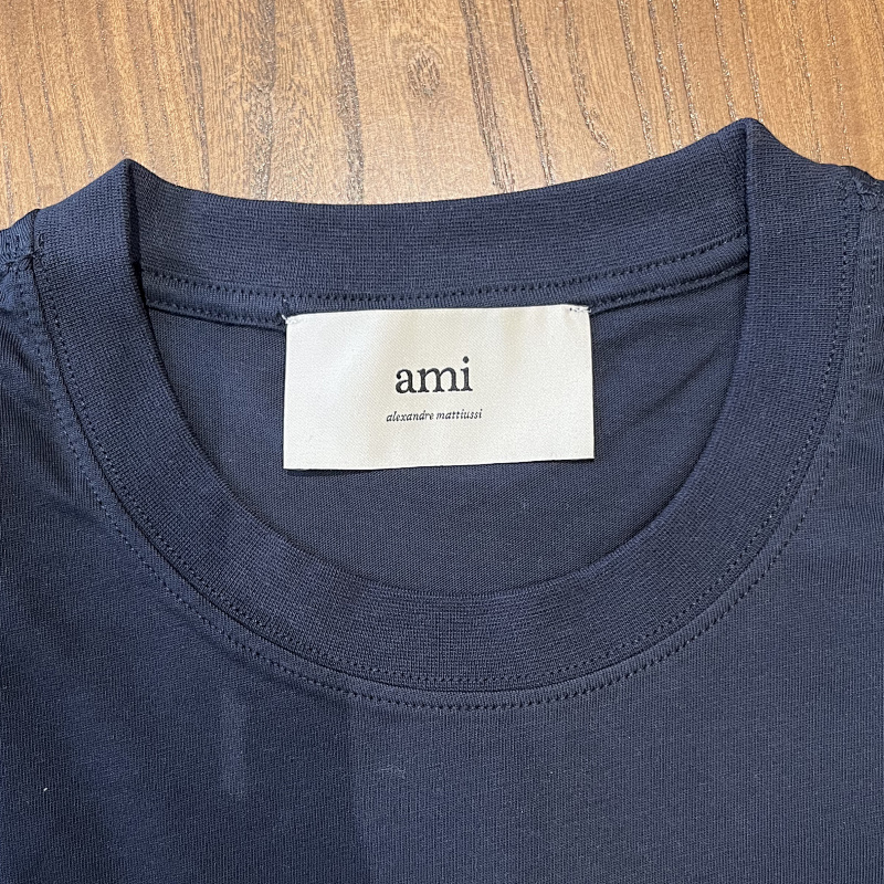 Ami Small White Heart Tshirt, P15 12