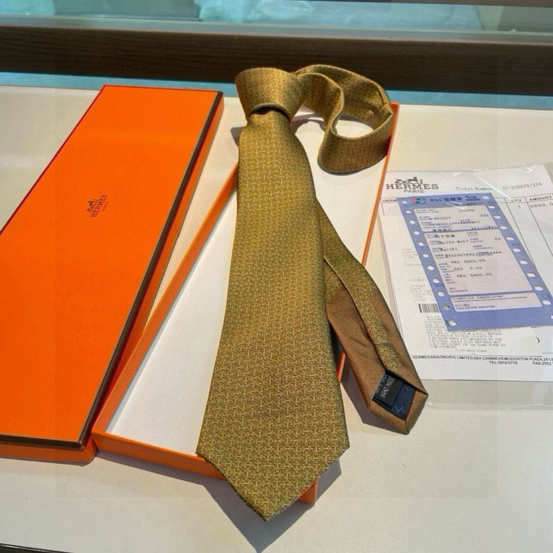 Necktie 309 - 4 · 3