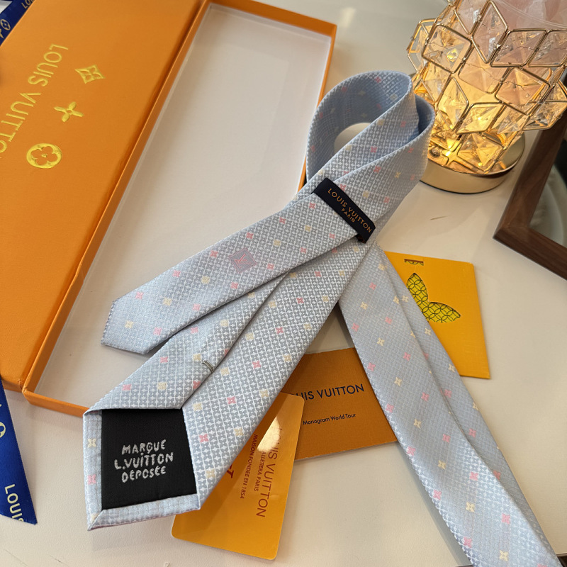 Necktie 437 - 3 · 5