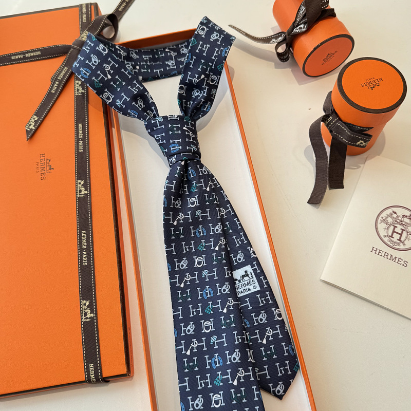 Necktie 453 - 3 · 3