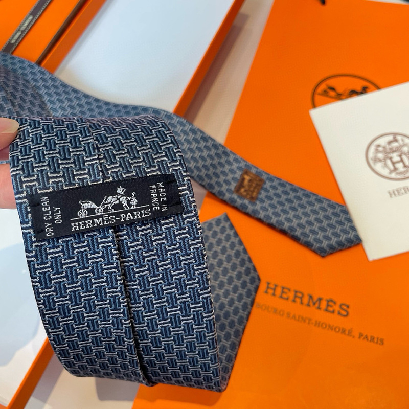 Necktie 311 - 3 · 5