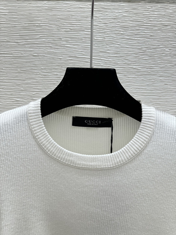 P450 - YT 3372 · 5