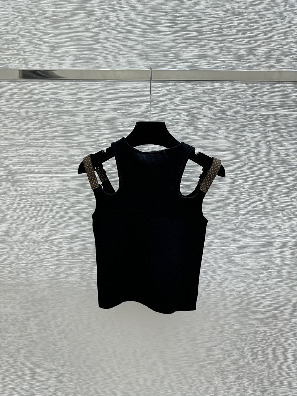 P430 - YT 3379 · 5