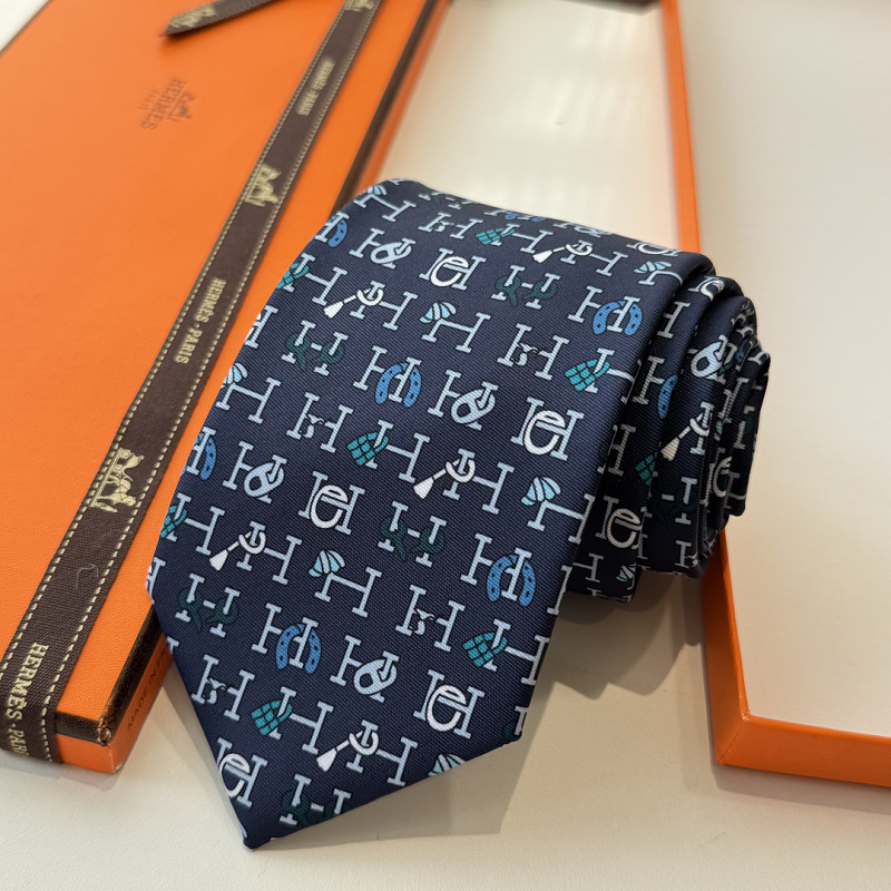 Necktie 453 - 3 · 2