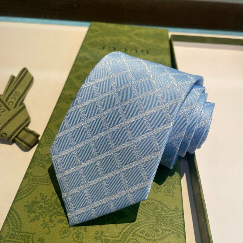 Necktie 411 - 2 · 4
