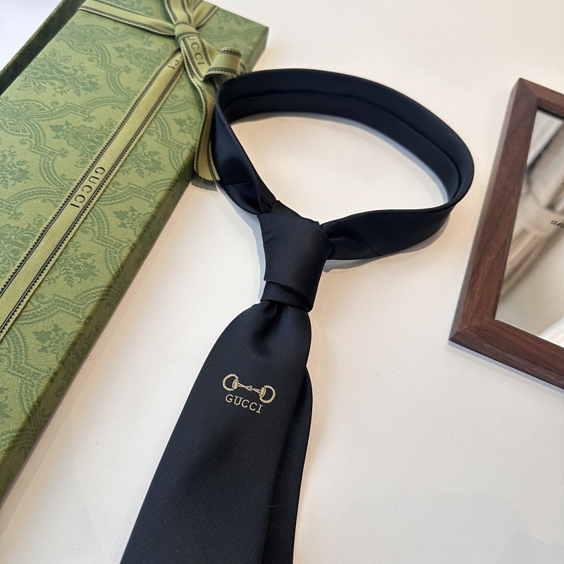 Necktie 446 - 1 · 5