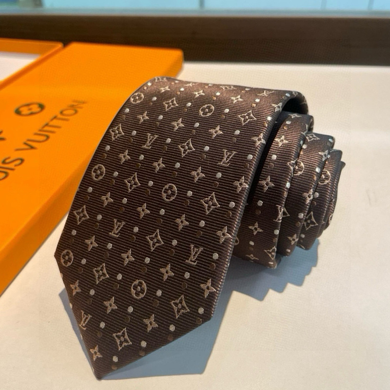 Necktie 392 - 5 · 3