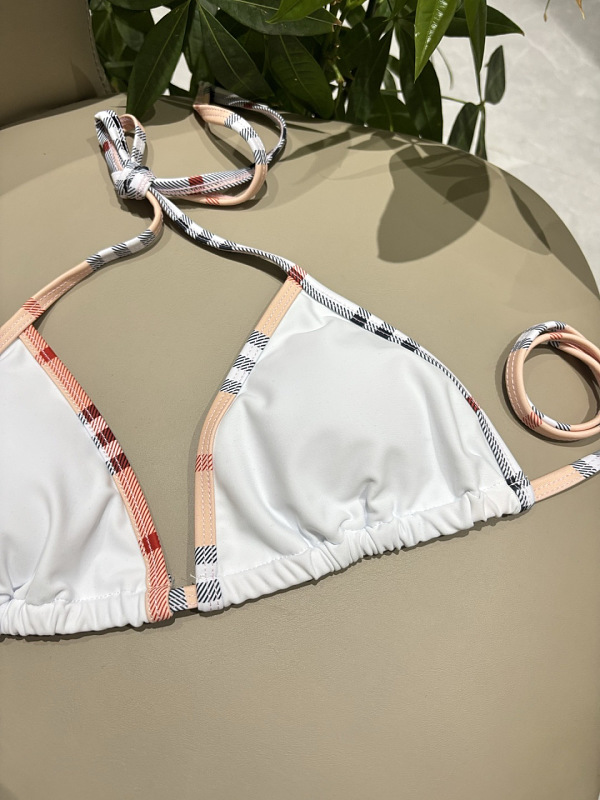 Swimsuit 335 - 1 · 4