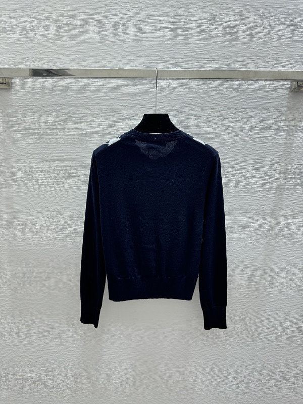 P450 - YT 3385 · 6