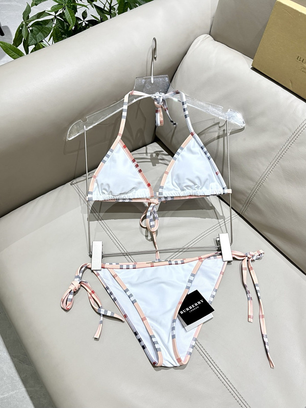 Swimsuit 335 - 1 · 6