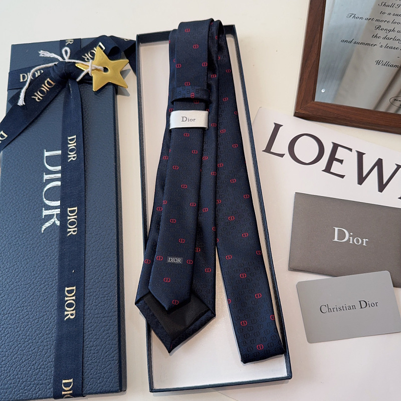 Necktie 348 - 2 · 6
