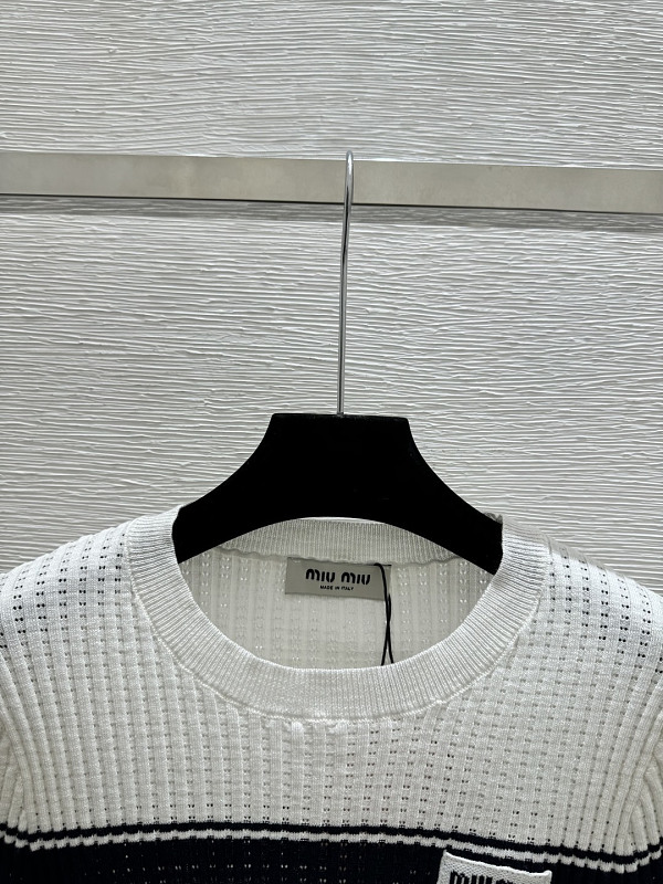P450 - YT 2375 · 4