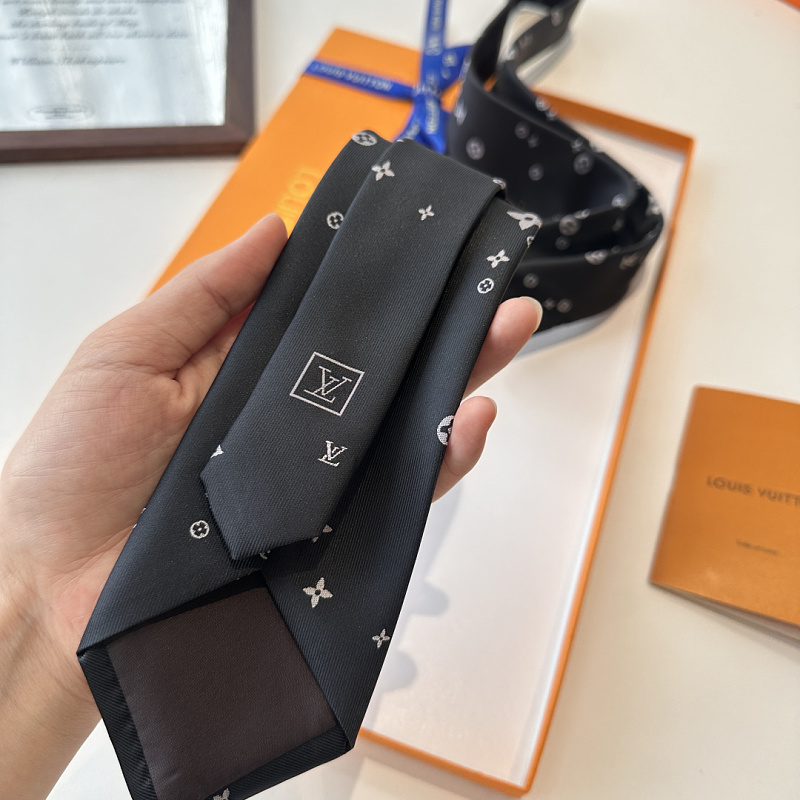 Necktie 458 - 3 · 3