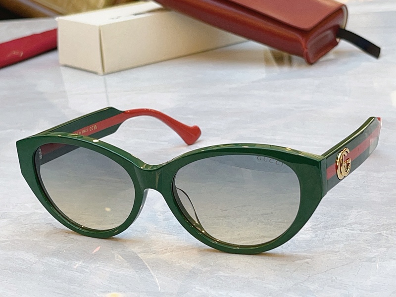 Gucci GG1554S Sunglasses 8