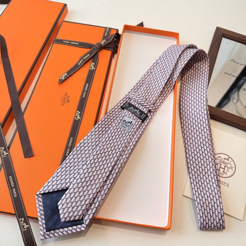 Necktie 447 - 3 · 6