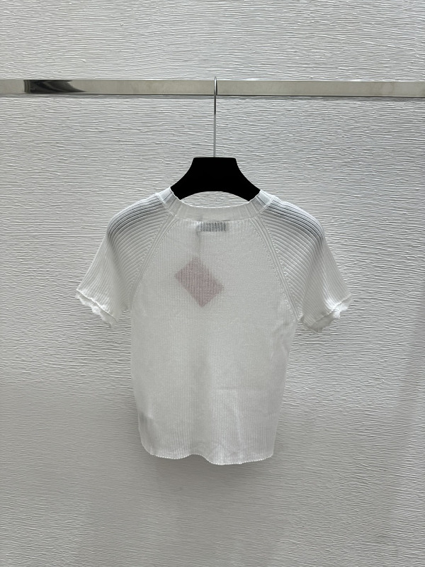 P420 - YT 3369 · 5