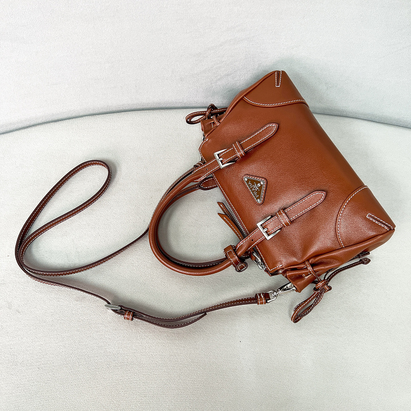 P1500 - 1BA499 · 5