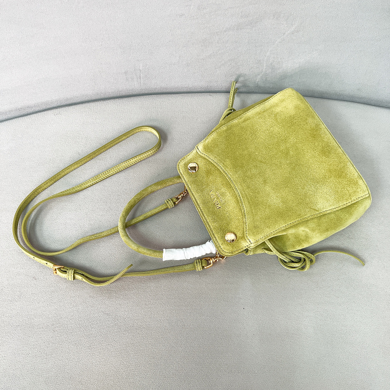 P1500 - 1BA496 · 5