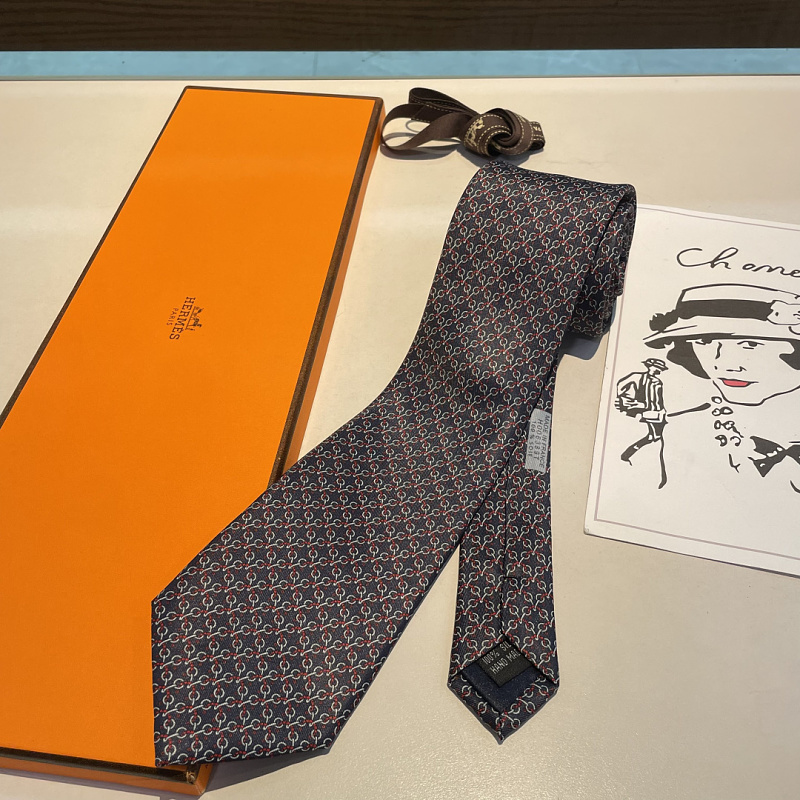 Necktie 324 - 5 · 2