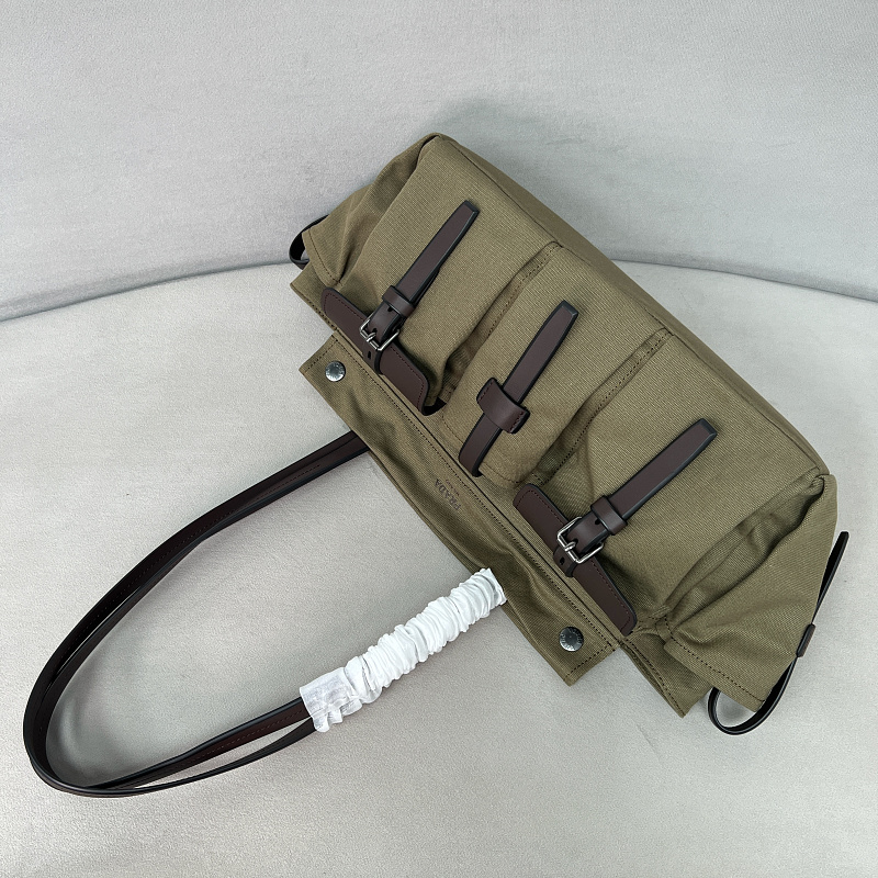 P1800 - 1BG644 · 5