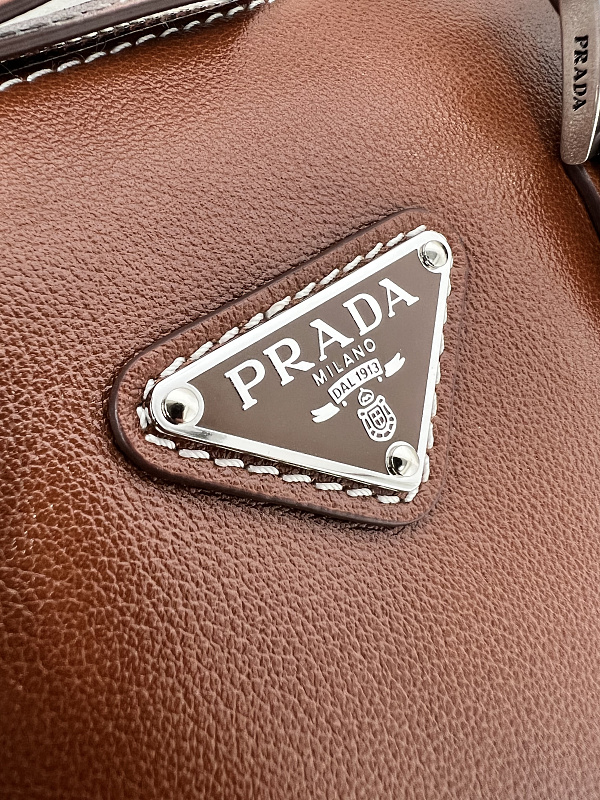 P1500 - 1BA499 · 4
