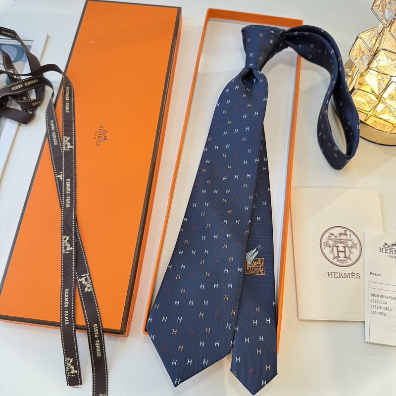 Necktie 448 - 3 · 4