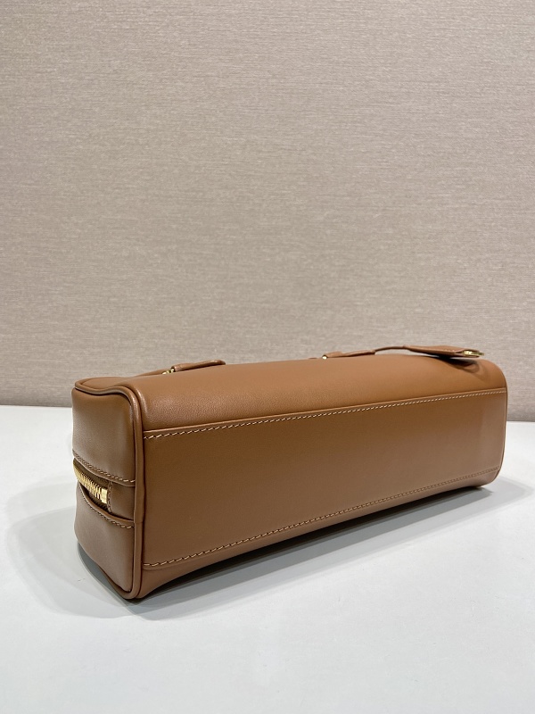 P1300 - 1BB170 · 4